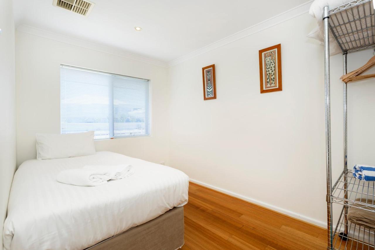 Scarborough Beachlife Apartment - Executive Escapes Перт Экстерьер фото